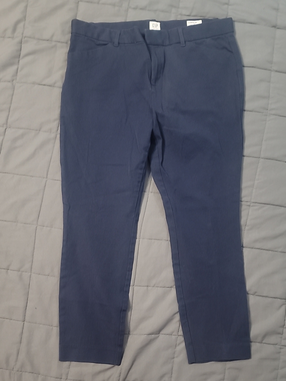 GAP Women's Navy Cropped Slim Jeans